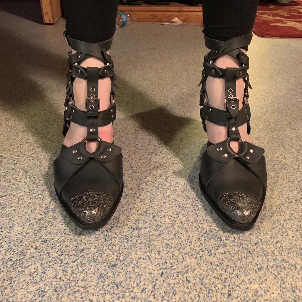 PRICE IS FIRM Jeffrey Campbell Temeku 2 booties